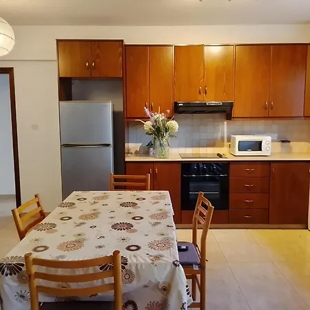 Millennium Falcon Apartment Larnaca