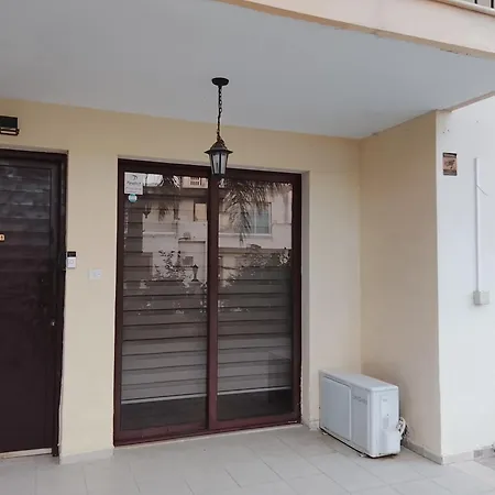 Millennium Falcon Apartment Larnaca